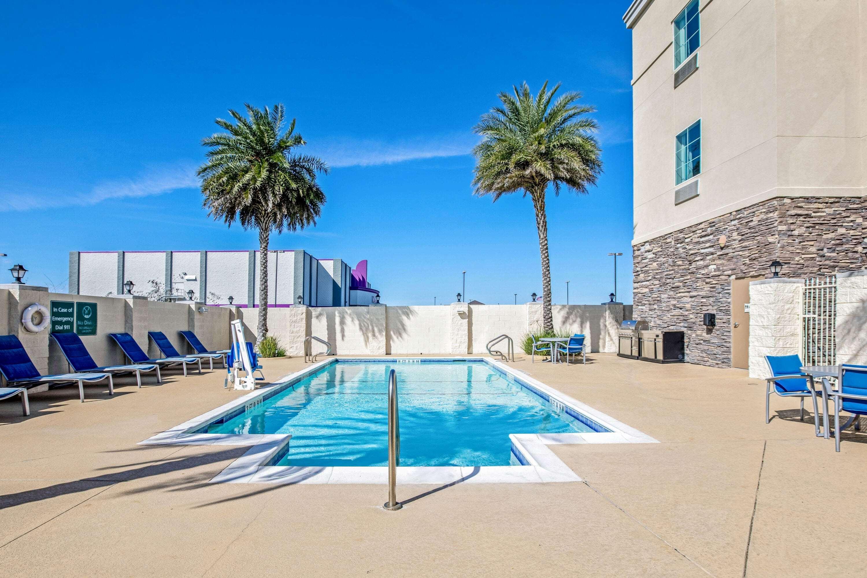 La Quinta By Wyndham Corpus Christi - Portland Hotel Exterior foto